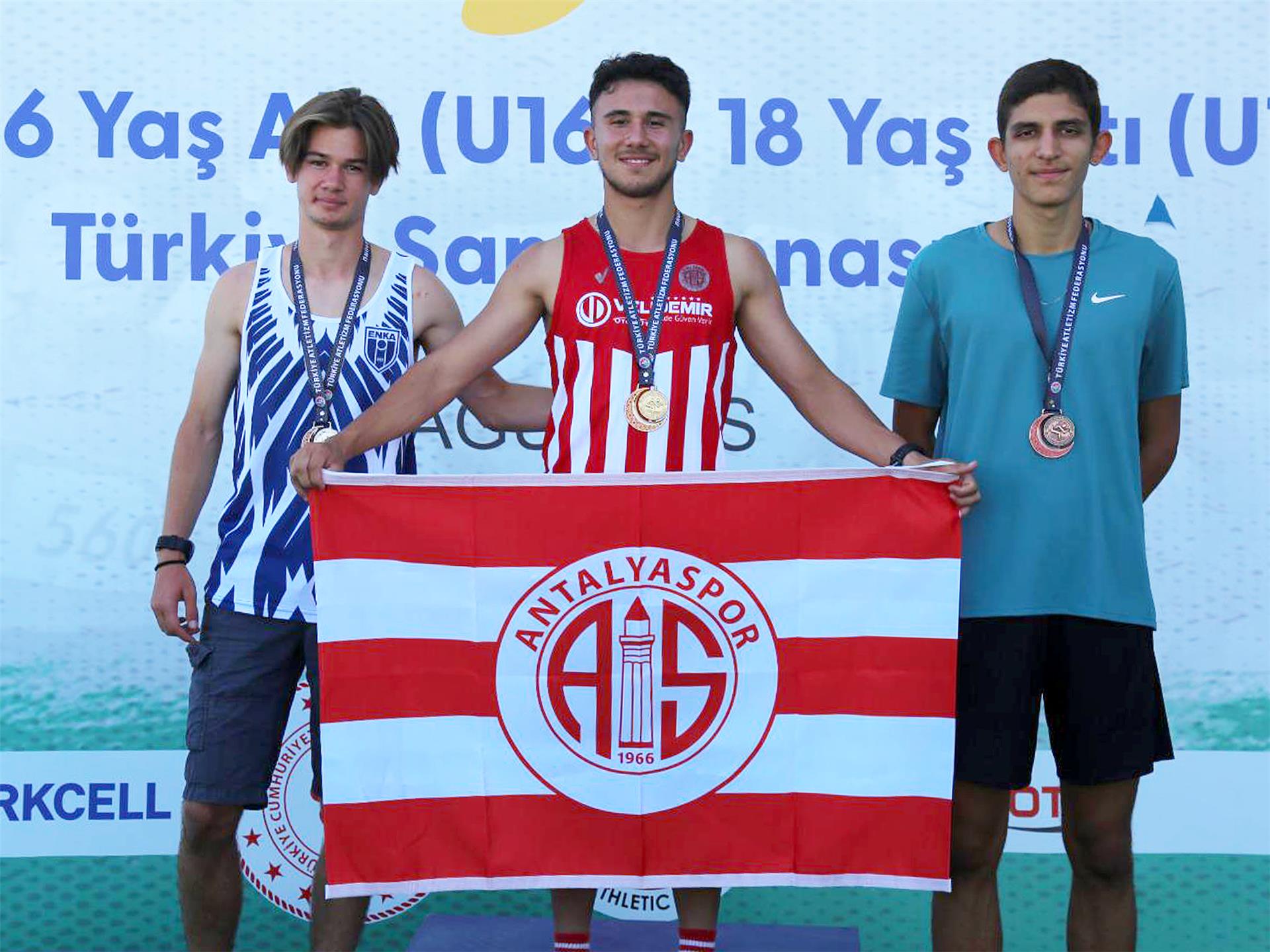 Atletlerimizden Konya’da Altı Madalya