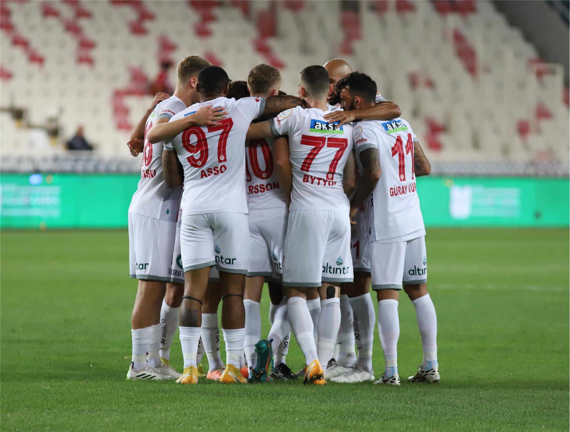 Maça Doğru | Bitexen Antalyaspor - Mondihome Kayserispor