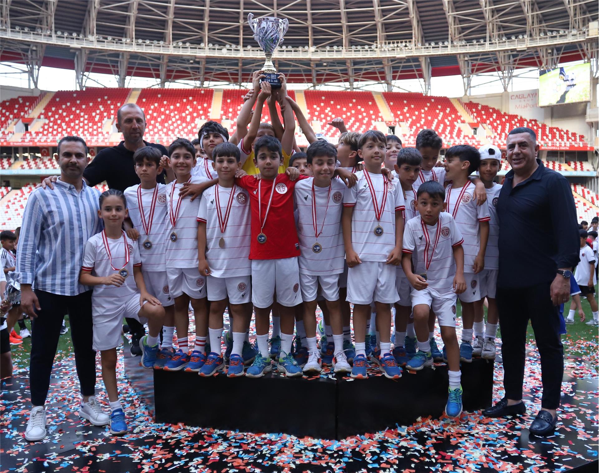 Antalya Dünya Çocuklar Kupası 2024 (JWCA) Sona Erdi