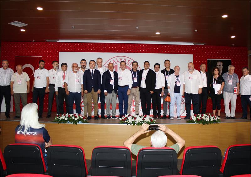 Antalyaspor Kulübü Derneği Başkanı Fikret Öztürk Oldu