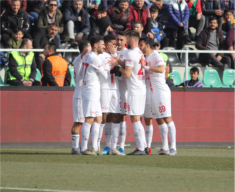 Yukatel Denizlispor 0-3 Antalyaspor