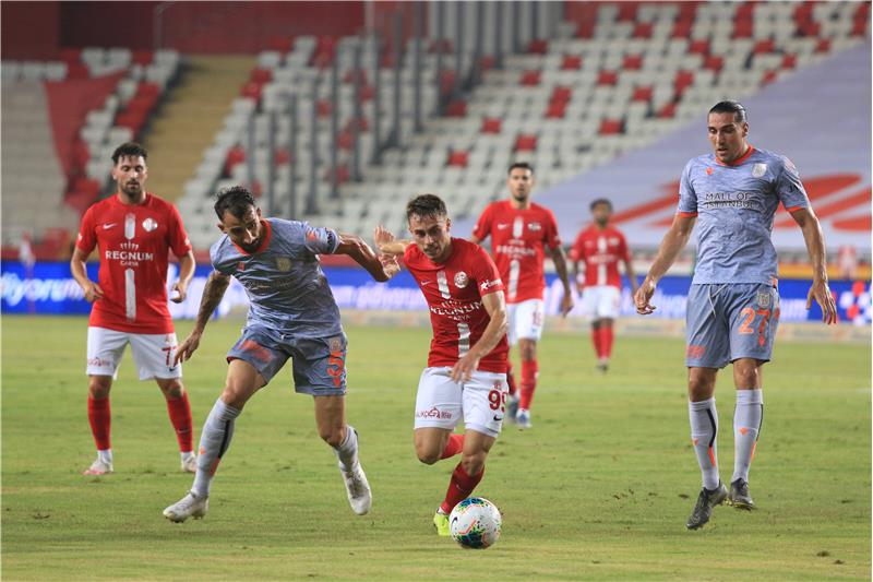 Fraport TAV Antalyaspor 0 - 2 Medipol Başakşehir