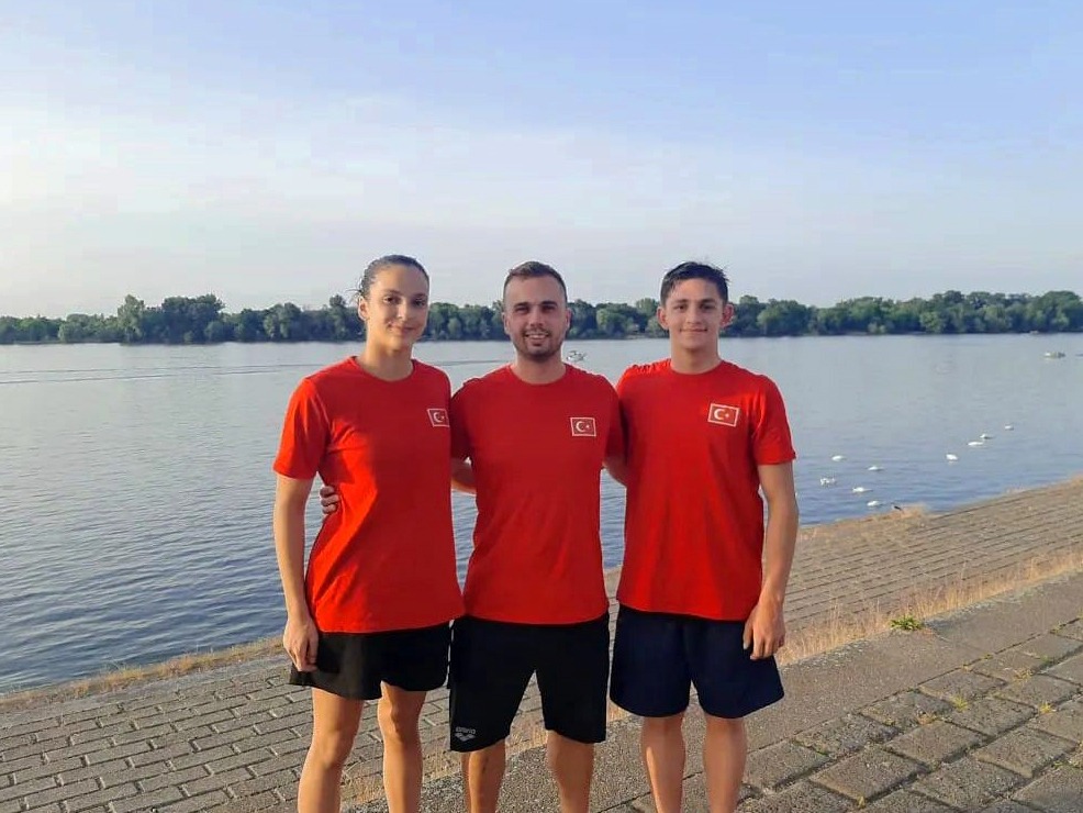 Yüzücülerimizden Belgrad’da 2 Günde 4 Altın Madalya