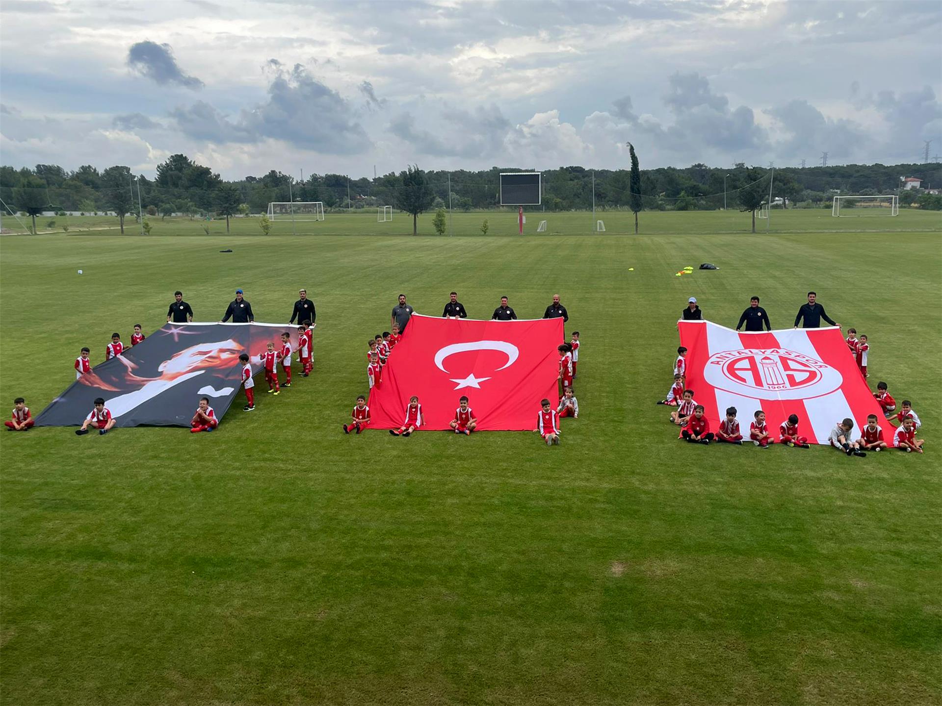 Futbol Okullarımız 19 Mayıs Turnuvası’nda Buluştu