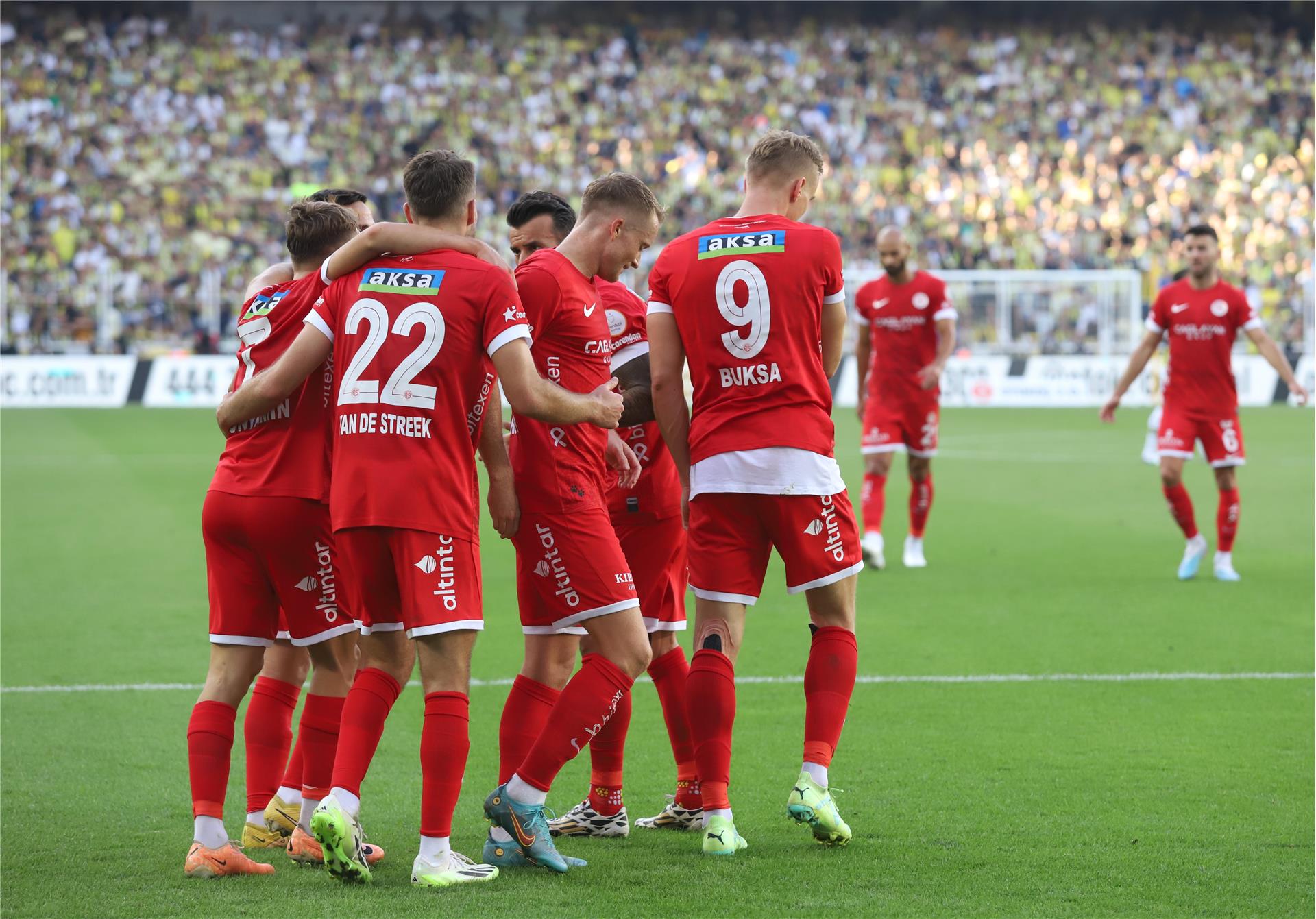 Fenerbahçe 3-2 Bitexen Antalyaspor