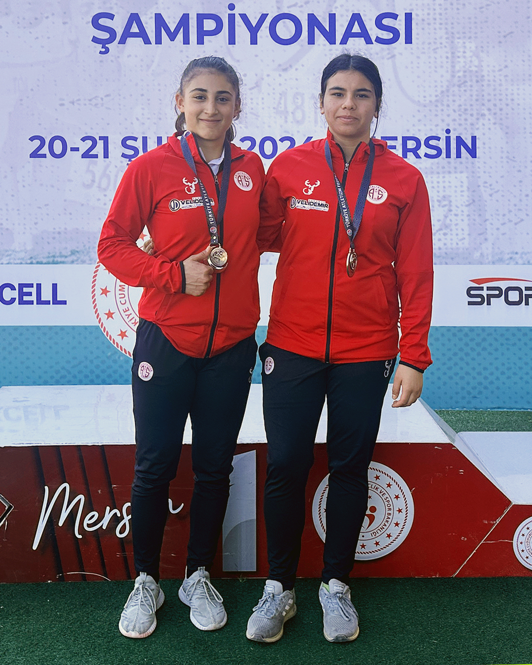 Cirit ve Gülle Atma’da Birer Gümüş Madalya