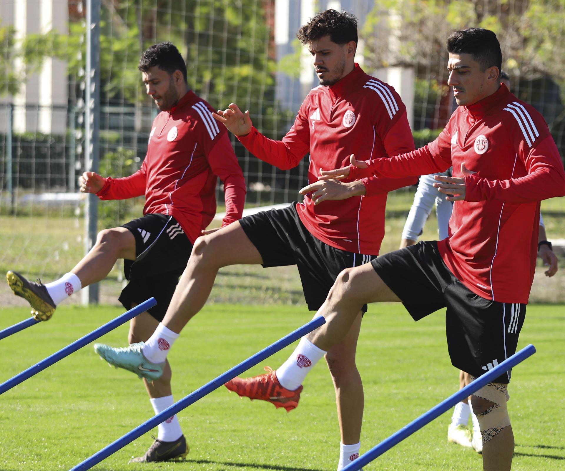 Antalyaspor, Eyüpspor Maçı İçin Hazırlıklara Başladı Antalyaspor, Eyüpspor Maçı İçin Hazırlıklara Başladı