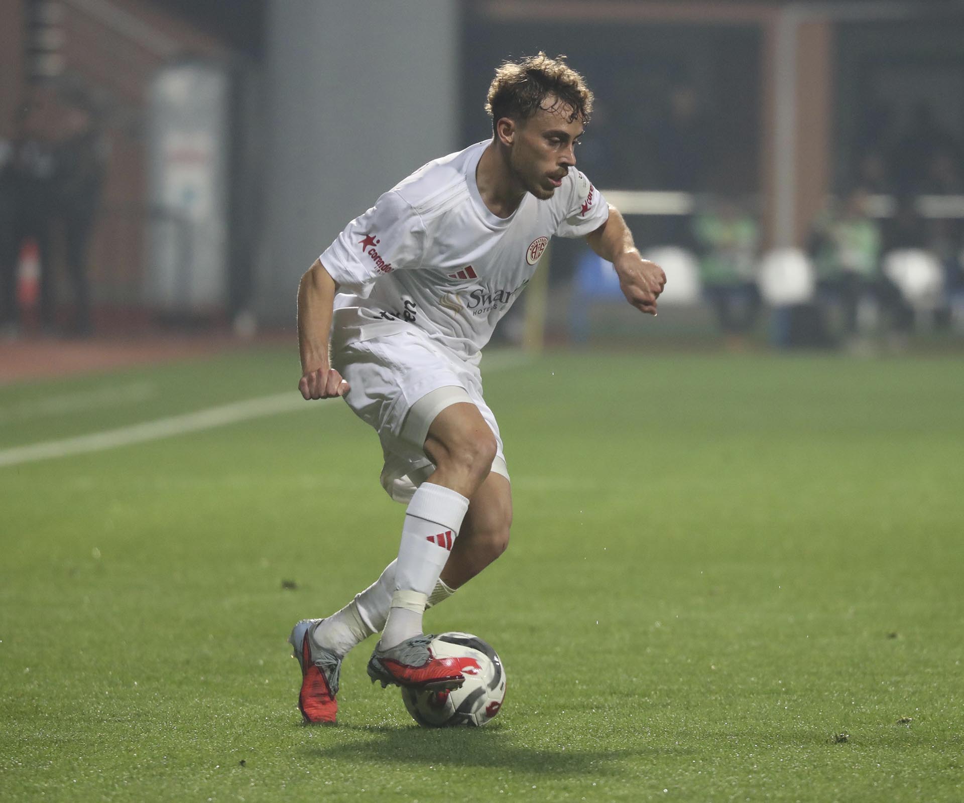 Antalyaspor, Eyüpspor’u 1-0 ile geçti!