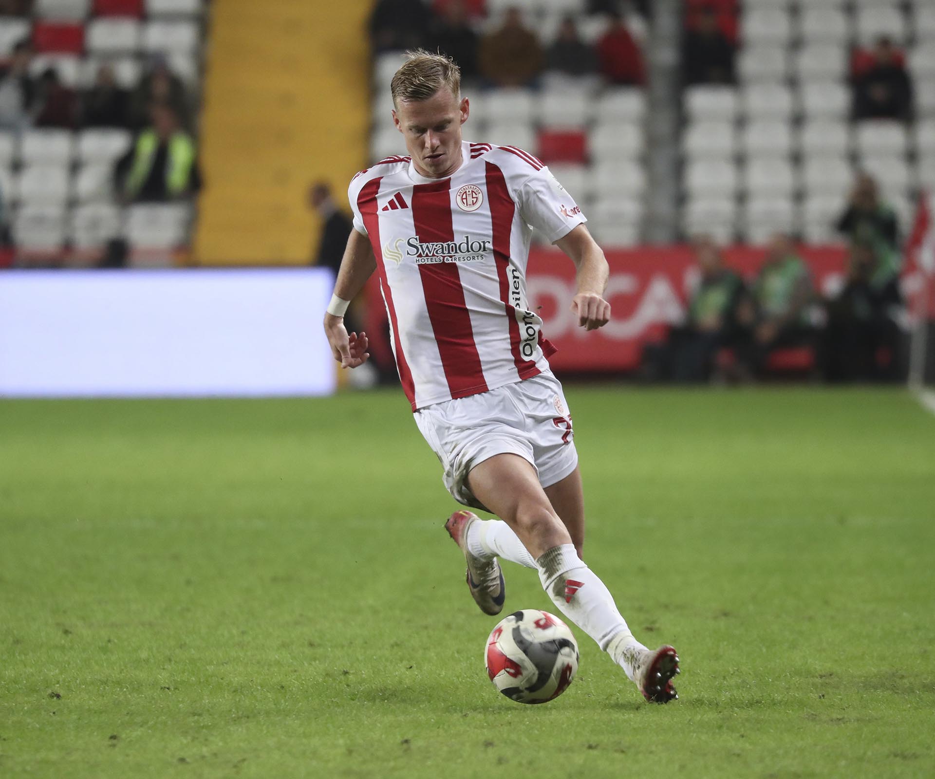 Hesap.com Antalyaspor 1-2 Göztepe