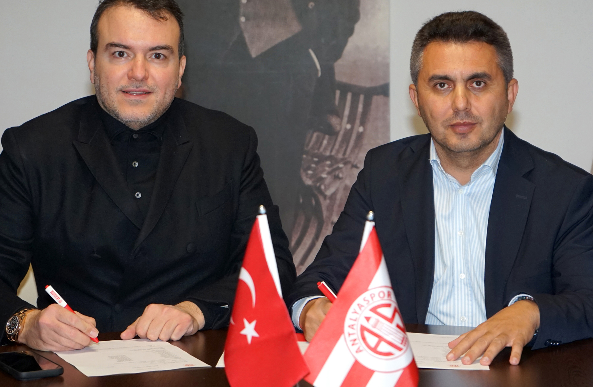Yüzme Havuzumuzun Üzeri Kapanıyor
