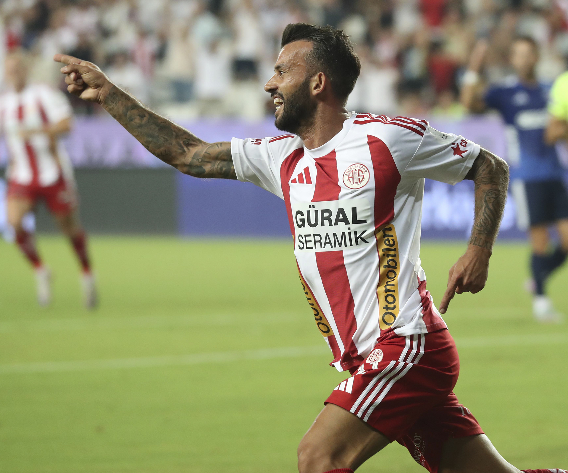 Antalyaspor, Kasımpaşa’yı 2-1 ile geçti!