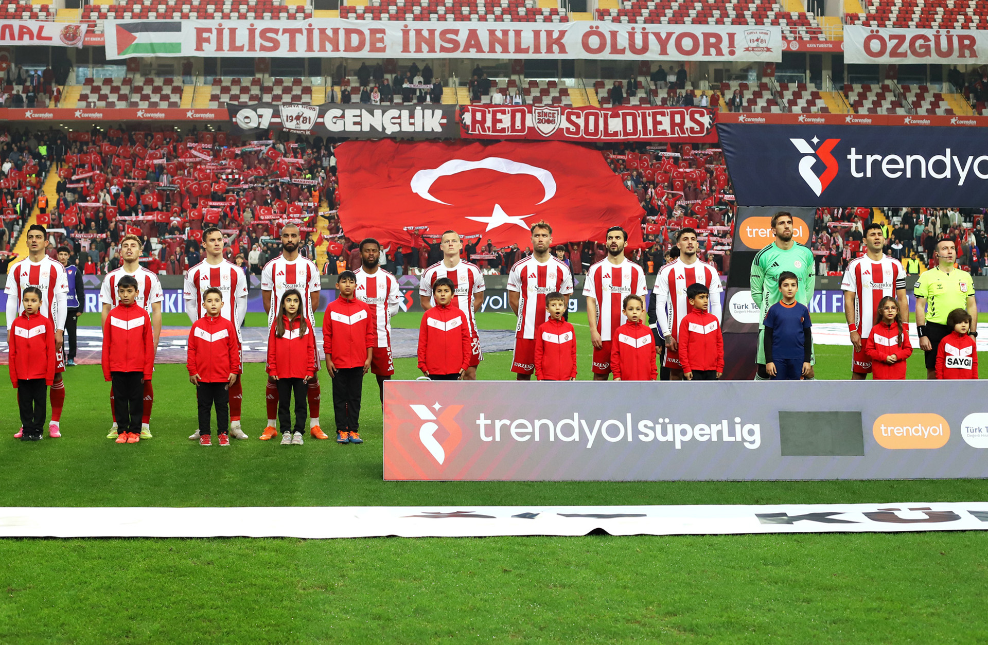 Antalyaspor – Trabzonspor Maçı İçin Kayıtlar Başladı!