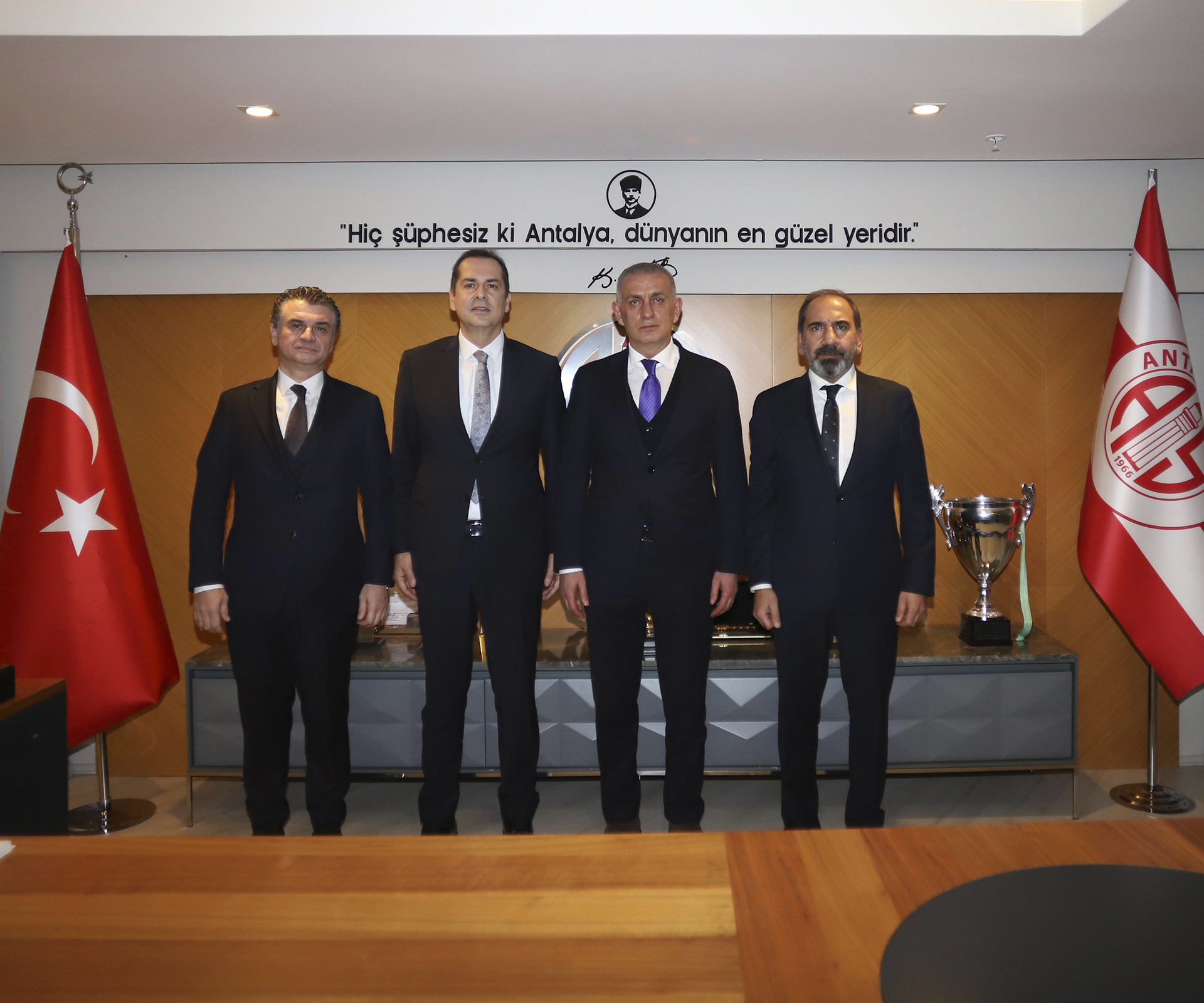 Türkiye Futbol Federasyonu’ndan Atilla Vehbi Konuk Tesisleri’ne Ziyaret