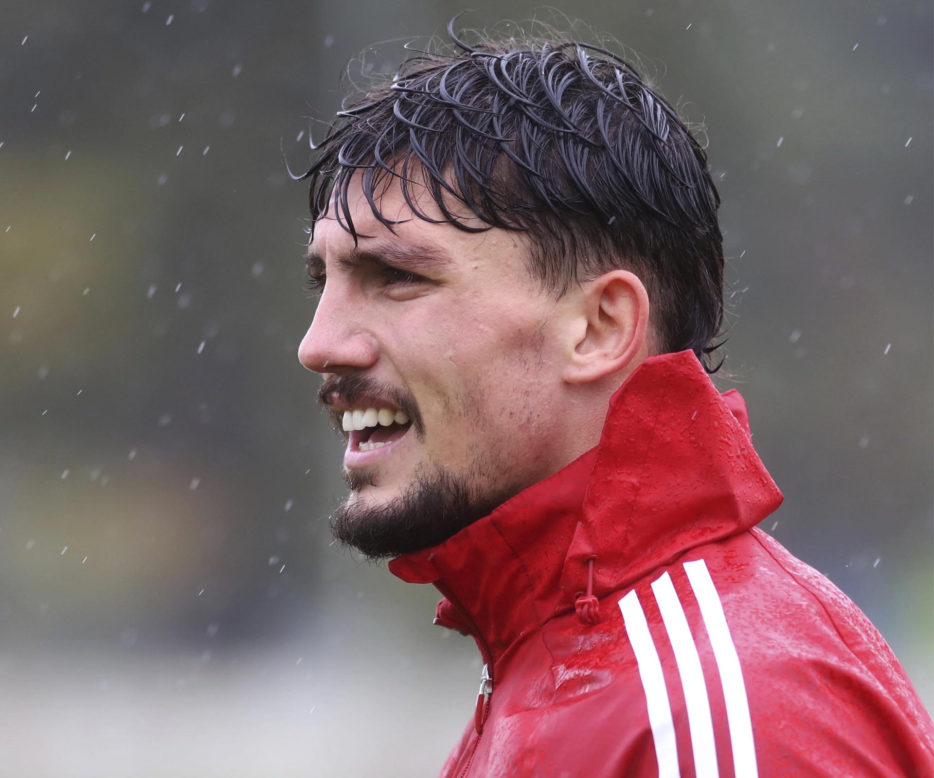 Yağmurda Antrenman: Cuesta’nın Doğum Günü Kutlandı!