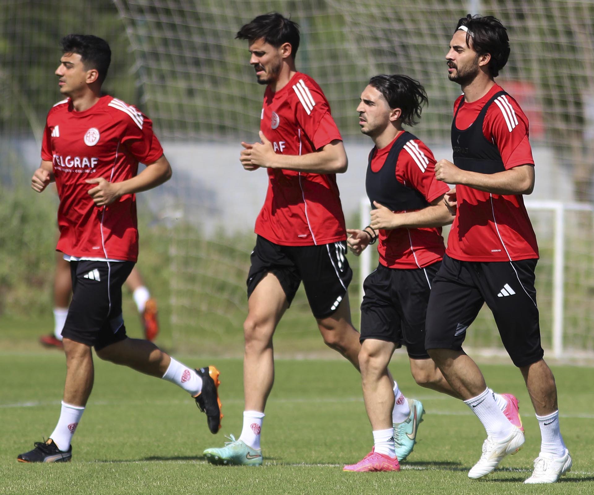Antalyaspor Kocaelispor Maçına Hazırlanıyor!