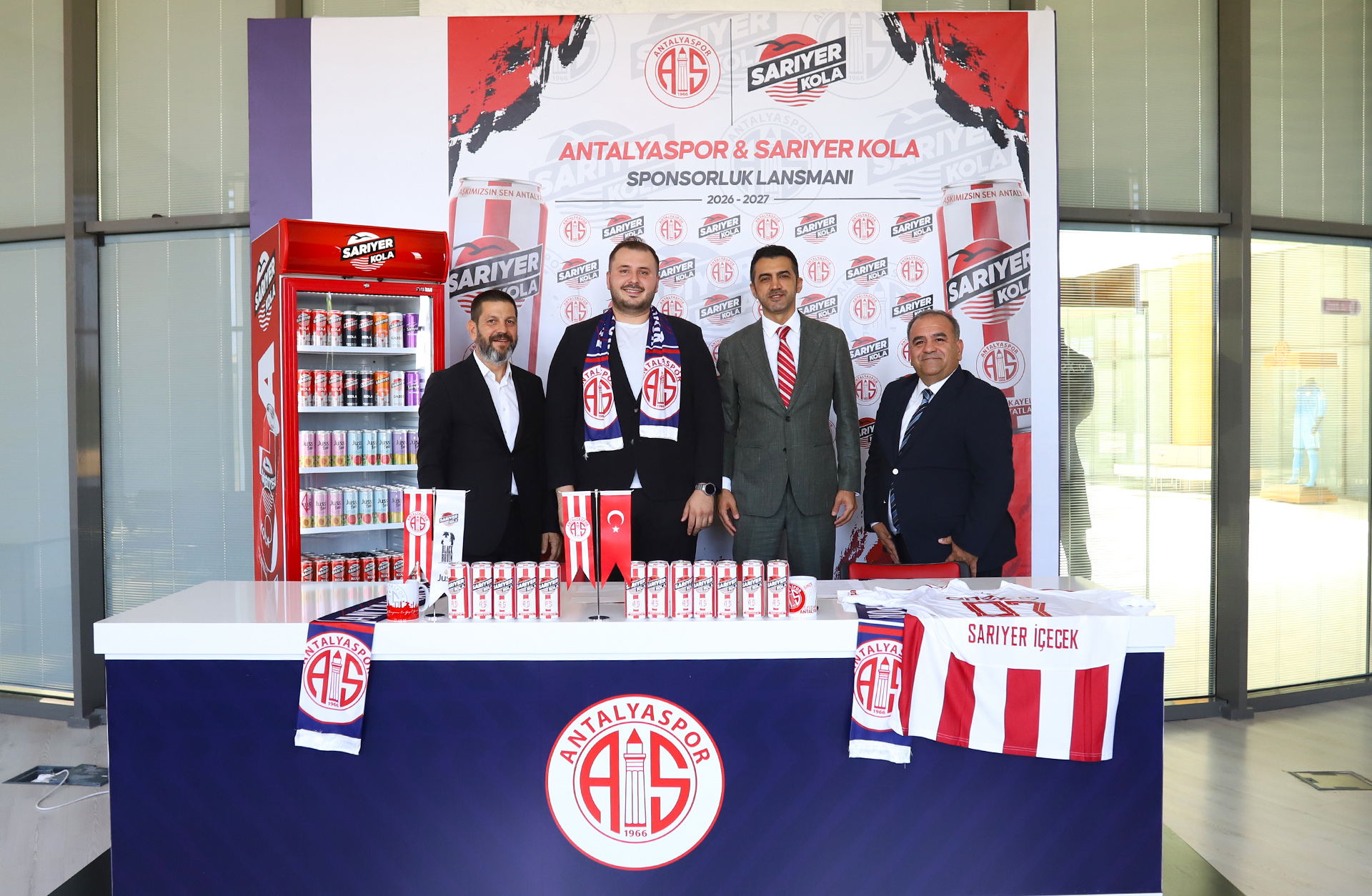 Sarıyer Kola, Antalyaspor’un Resmi İçecek Sponsoru Oldu