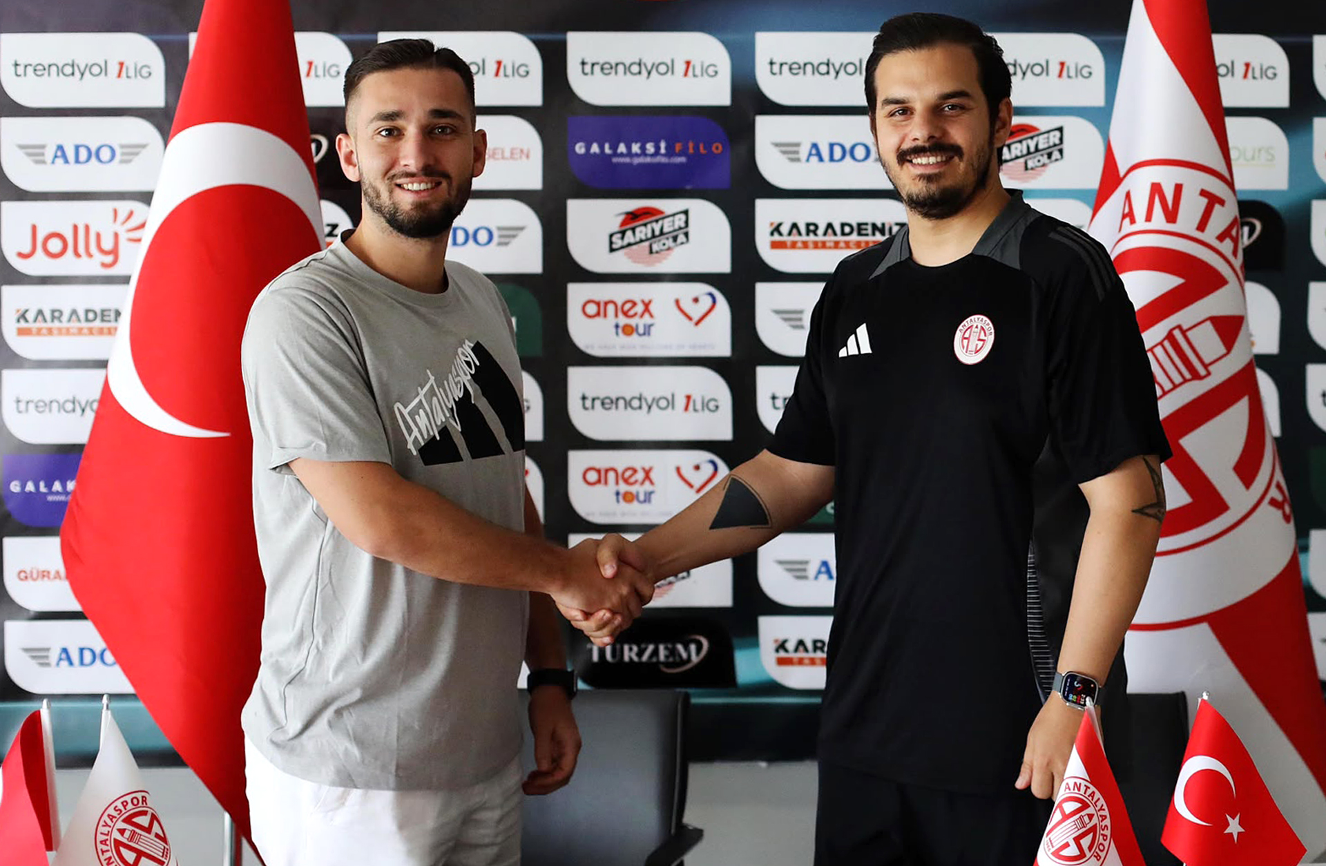 Antalyaspor Futbol Okulu Döşemealtı’nda