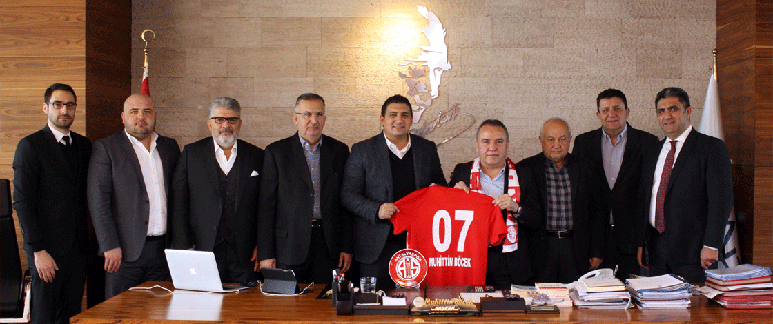Konyaaltı Belediye Başkanı Muhittin Böcek'e Nezaket Ziyareti