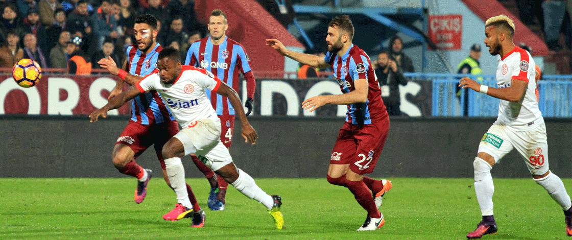 Süper Lig’de 2017’nin Yenilmezleri Antalyasporumuz ve Trabzonspor