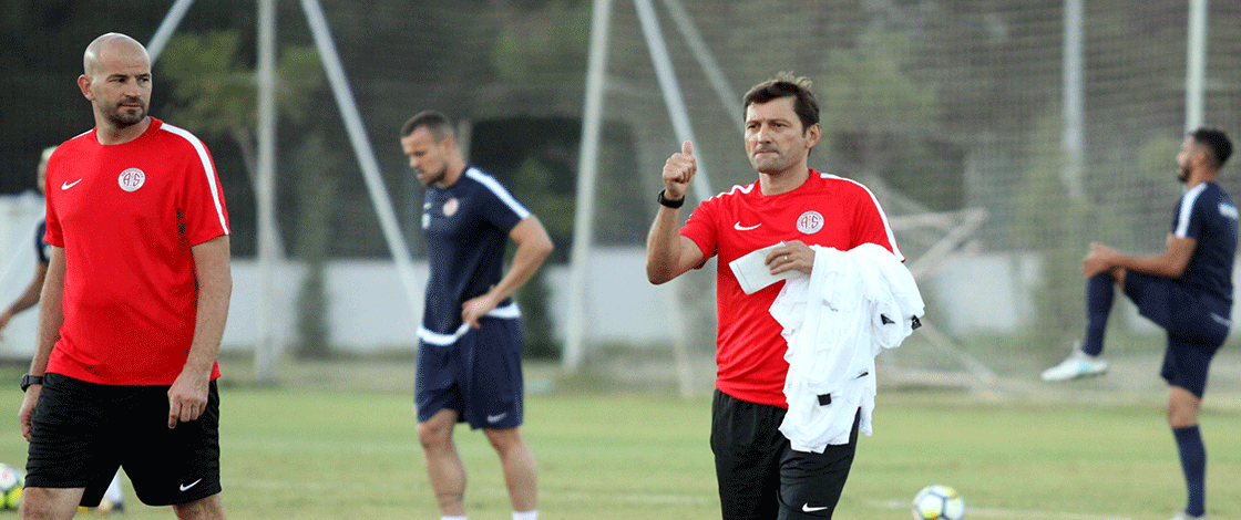 Leonardo Araujo Mesaiye Başladı