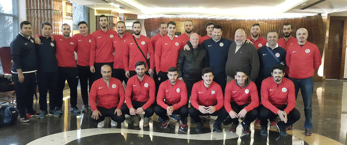 Nilüfer Belediyesi 20 - 20 Antalyaspor