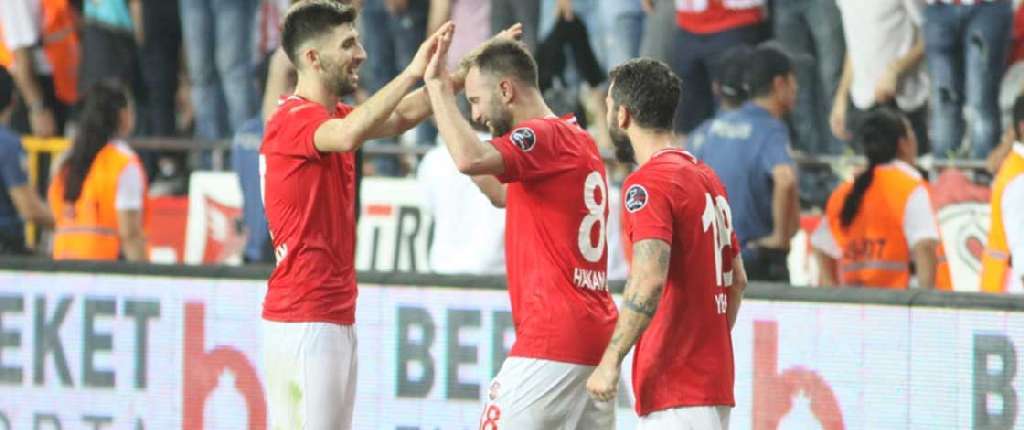 Antalyaspor 2 - 1 Çaykur Rizespor