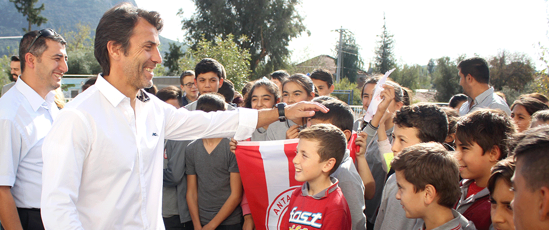 Antalyasporumuz Killik Ortaokulu'nu Ziyaret Etti