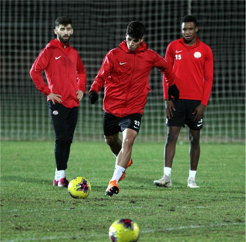 Antalyasporumuzda Galatasaray Provaları Başladı