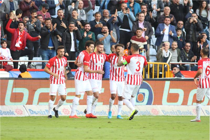 Antalyaspor 1 - 3 Trabzonspor