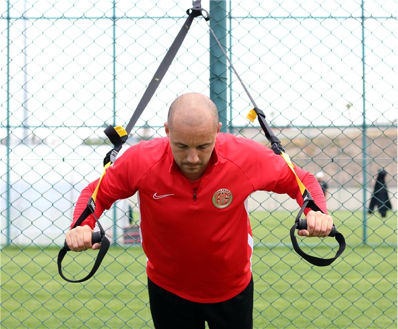 Sakat Futbolculara Özel Antrenman