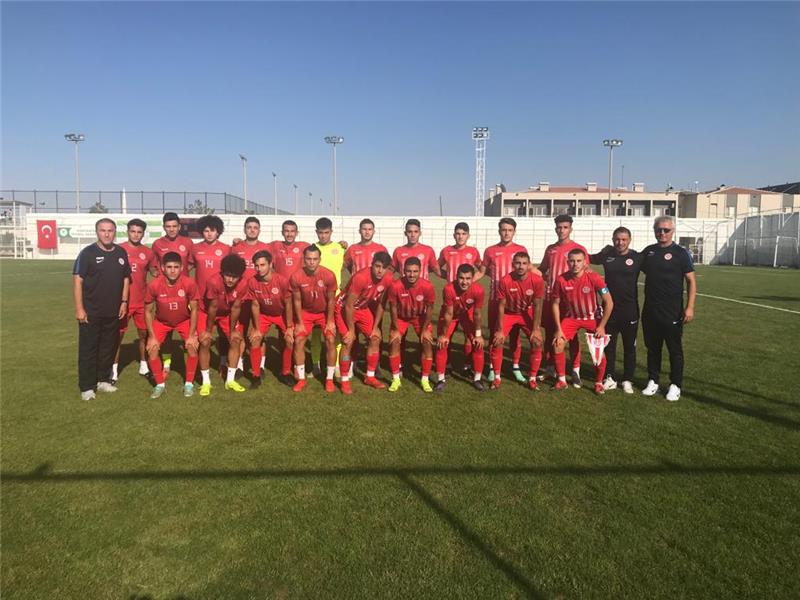 U19 Futbol Takımımız Yenilgisiz Lider