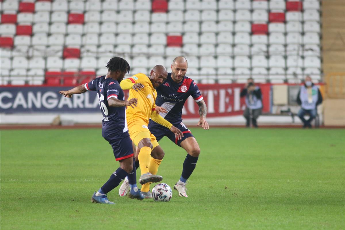 Fraport TAV Antalyaspor 2 - 0 Hes Kablo Kayserispor