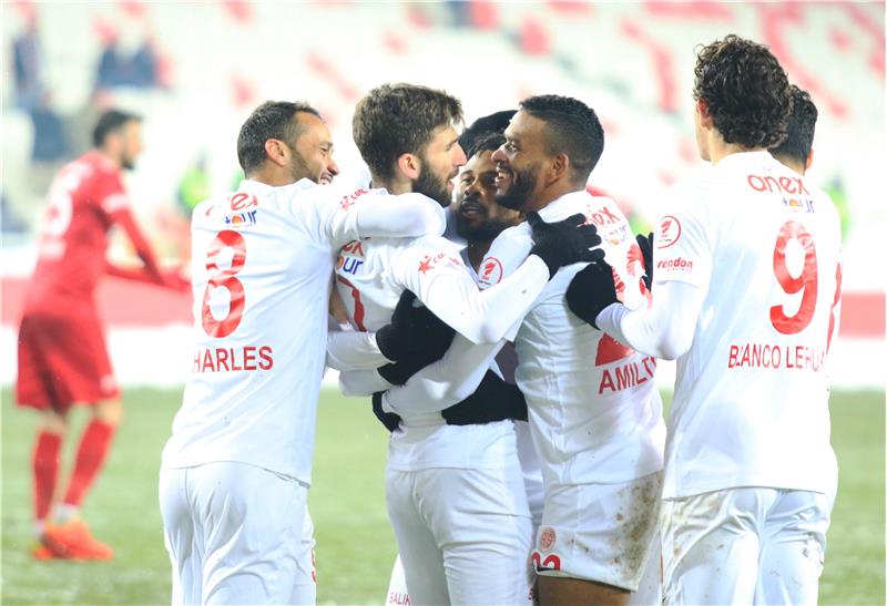 MAÇA DOĞRU | Fraport TAV Antalyaspor x Kasımpaşa