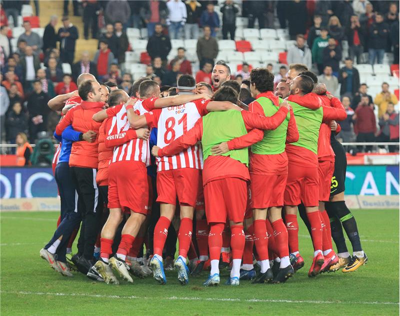 MAÇA DOĞRU | Trabzonspor - Fraport TAV Antalyaspor