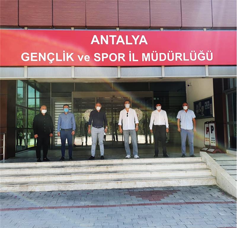 Fraport TAV Antalyasporumuzdan Yavuz Gürhan ve Buğrahan Bozkurt'a Ziyaret