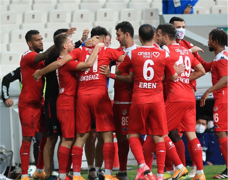 Beşiktaş 1-1 FTA Antalyaspor