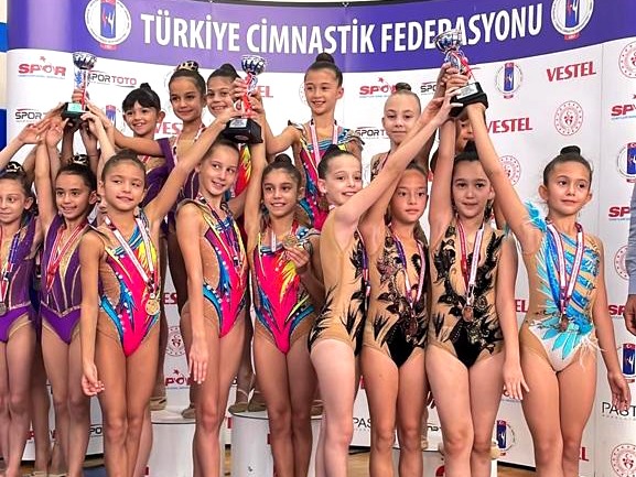 Ritmik Cimnastik Takımımız Türkiye Şampiyonu Oldu