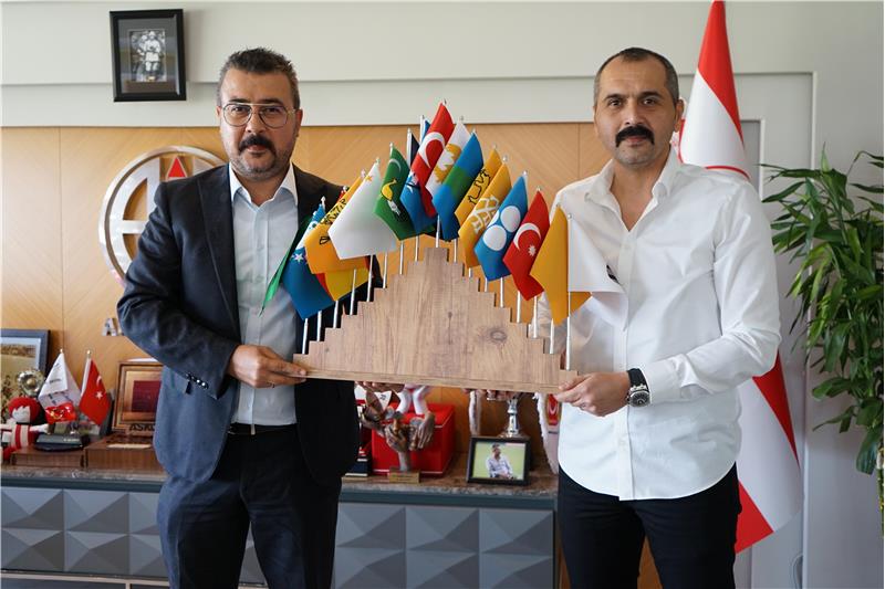 MHP Antalya İl Başkanı Hilmi Durgun Başkanımız Av. Aziz Çetin'i Ziyaret Etti