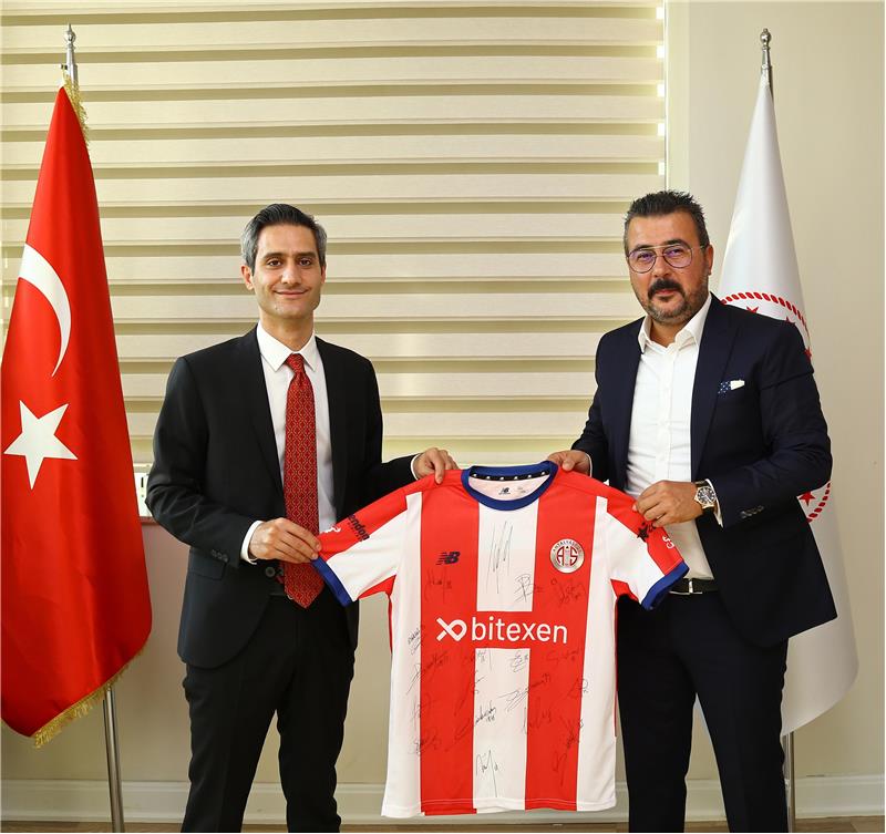 FTA Antalyaspor'umuzdan Antalya İl Sağlık Müdürlüğü'ne Ziyaret