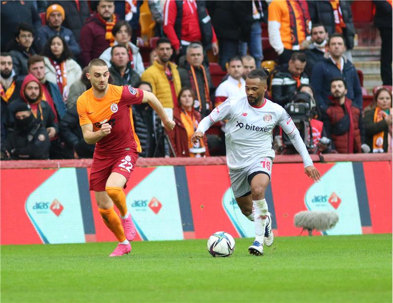 Galatasaray 2-0 Fraport TAV Antalyaspor
