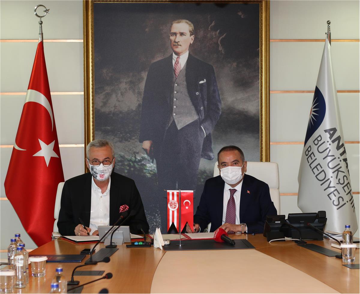 Fraport TAV Antalyasporumuz ile Büyükşehir Belediyesi İşbirliği Yapacak