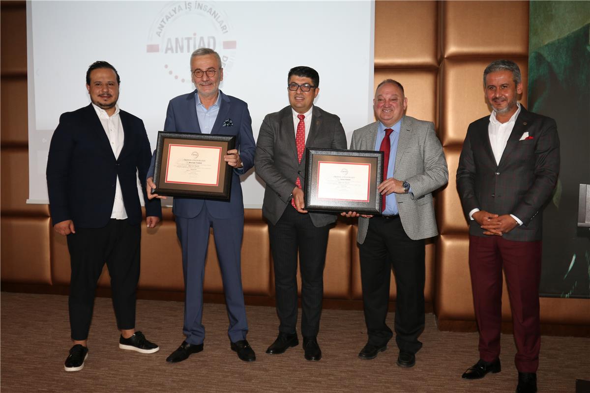 ANTİAD’dan Başkanımız Yılmaz’a Onursal Üyelik