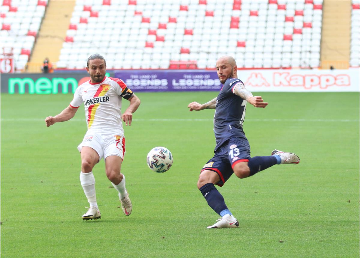 Fraport TAV Antalyaspor 2-3 Göztepe
