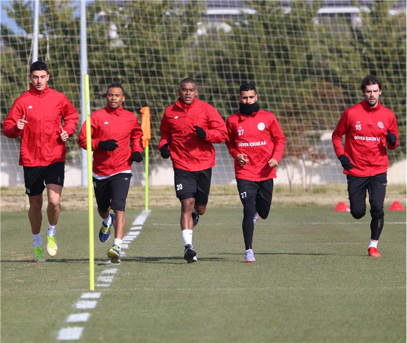 Akreplerimiz Beşiktaş Maçı Hazırlıklarını Sürdürüyor