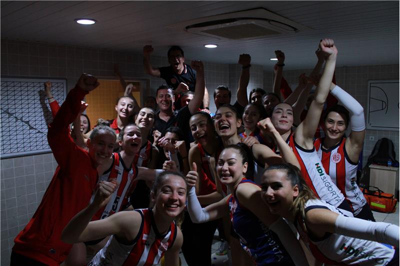 Filenin Akrepleri Play-Off'ta!