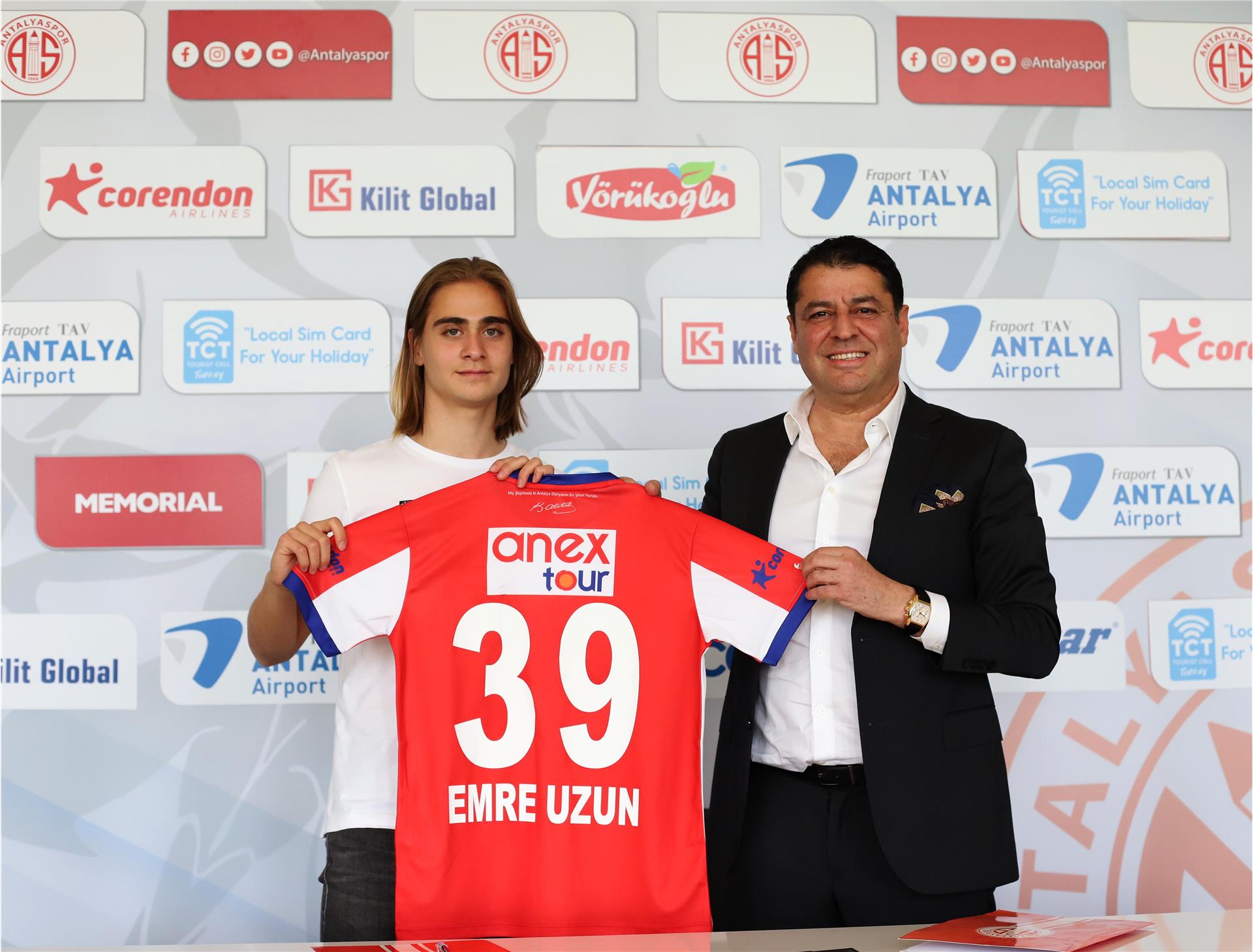 FTA Antalyaspor’umuz Emre Uzun ile Sözleşme İmzaladı