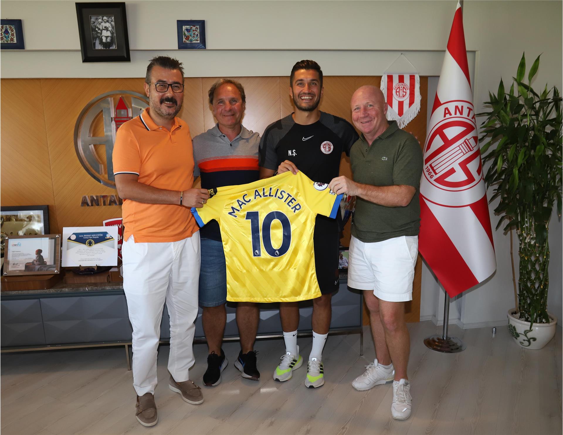 Club Deportivo Mac Allister, Kulübümüzü Ziyaret Etti